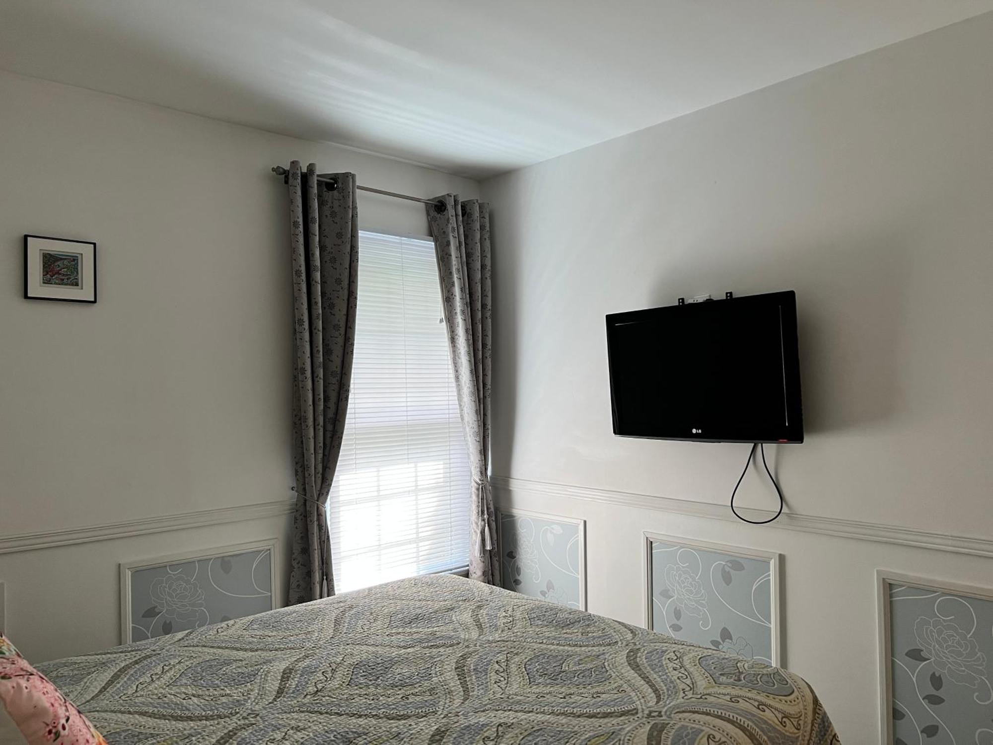 Cozy House B&B Ниагара-Фолс Экстерьер фото
